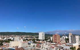 San Martín Apart